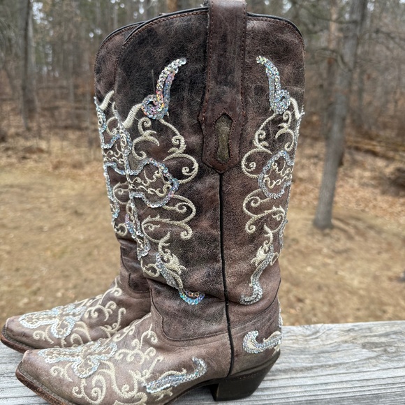Corral Sequin Cross Snip Toe Size 7 1/2 Cowgirl Boots - Picture 1 of 5